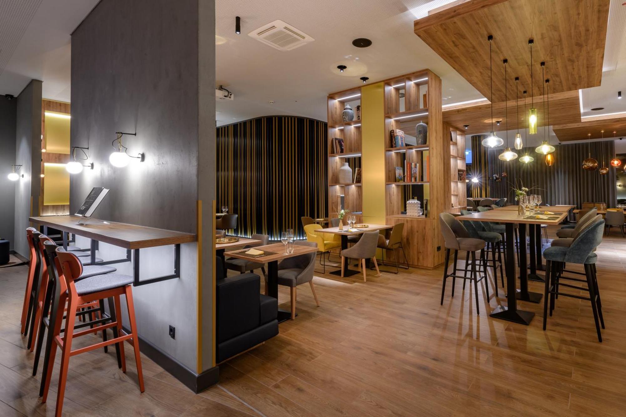 Novotel Regensburg Zentrum Dış mekan fotoğraf